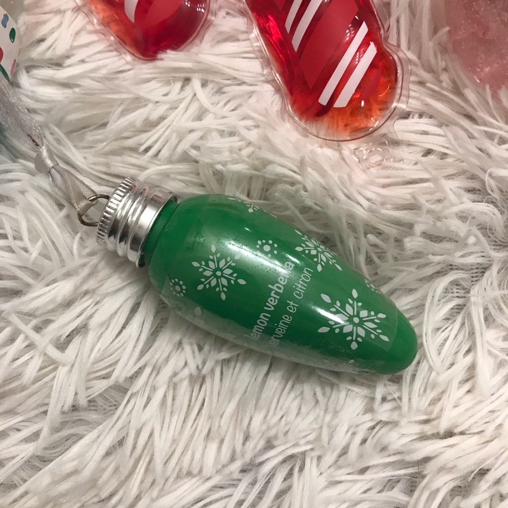 Christmas bundle set! - Picture 2 of 5